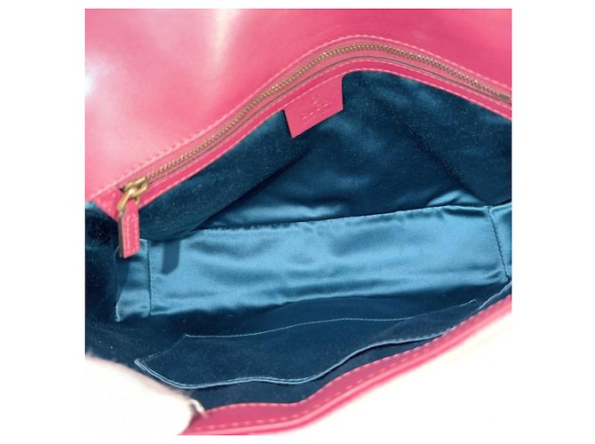 Gucci GG Marmont Schultertasche aus rosa Velours Pink - Ansicht 4