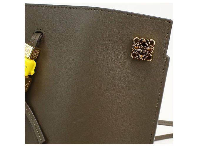 Borsa a tracolla Loewe in vitello kaki Cachi - vista 7
