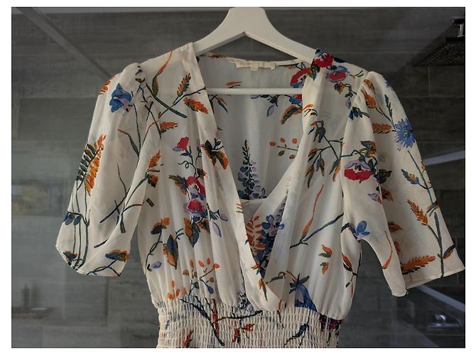 Maje Rufle Maxikleid mit Blumenprint Weiß Mehrfarben - Ansicht 3