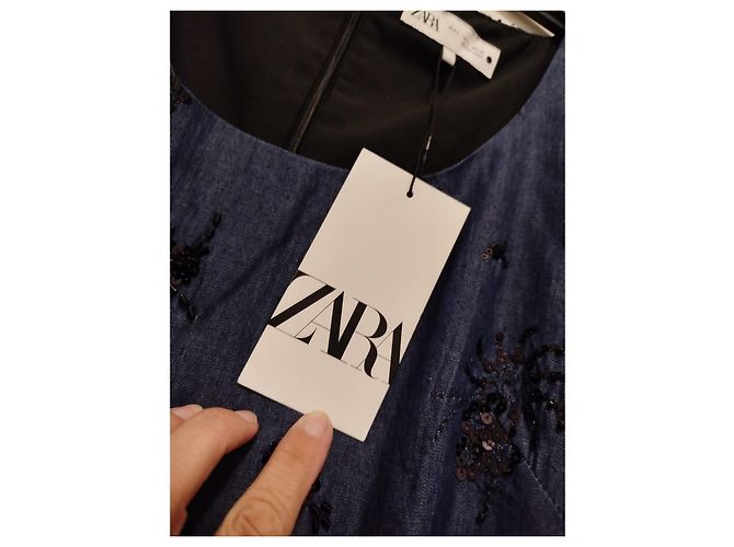 Zara Abito in denim blu con paillettes - vista 5