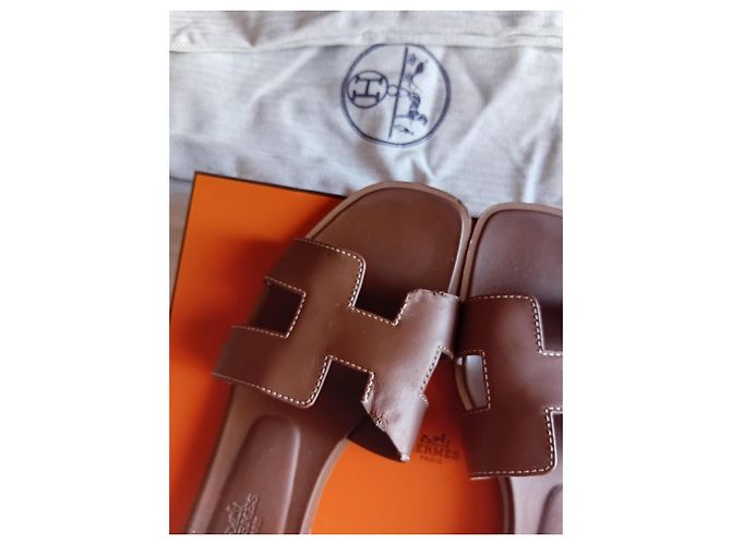 Hermès Ciabatte Oran in pelle marrone - vista 4