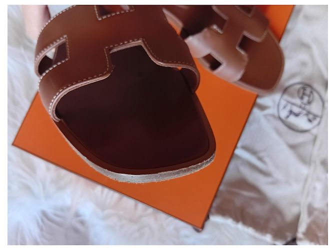 Hermès Ciabatte Oran in pelle marrone - vista 6