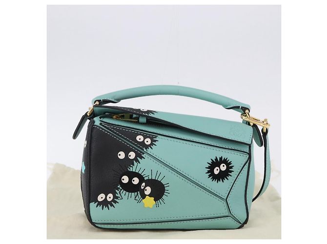 LOEWE Ghibli Spirited Away Soot Sprites Puzzle Bag Mini 2way Green Auth 167502SM Dorado Verde - vista 12