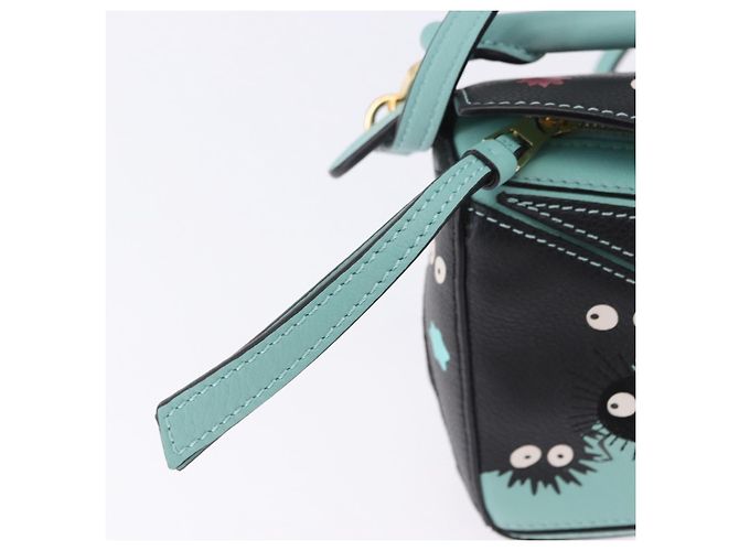 LOEWE Ghibli Spirited Away Soot Sprites Puzzle Bag Mini 2way Green Auth 167502SM Dorado Verde - vista 20