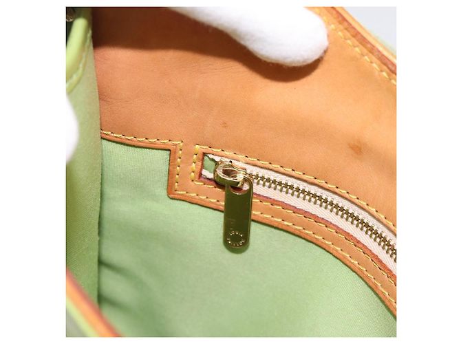 Borsa LOUIS VUITTON Monogram Mini Suck Catlin Almond Green M92931 LV Auth 198957A - vista 19