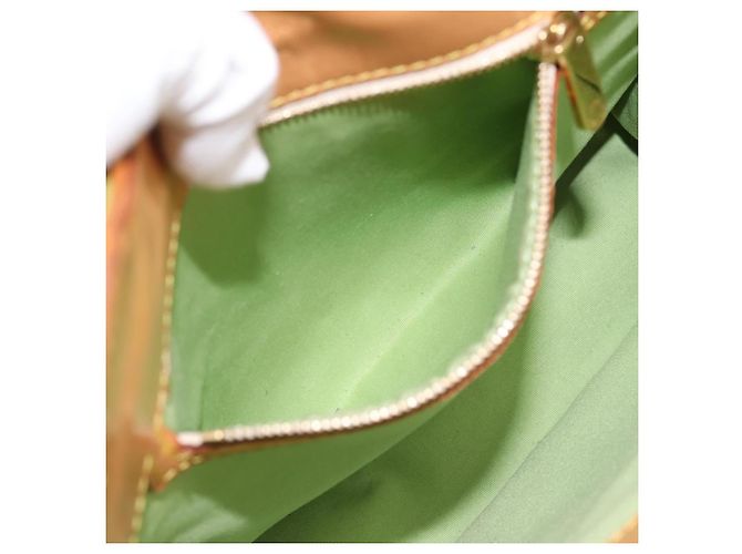 Borsa LOUIS VUITTON Monogram Mini Suck Catlin Almond Green M92931 LV Auth 198957A - vista 20