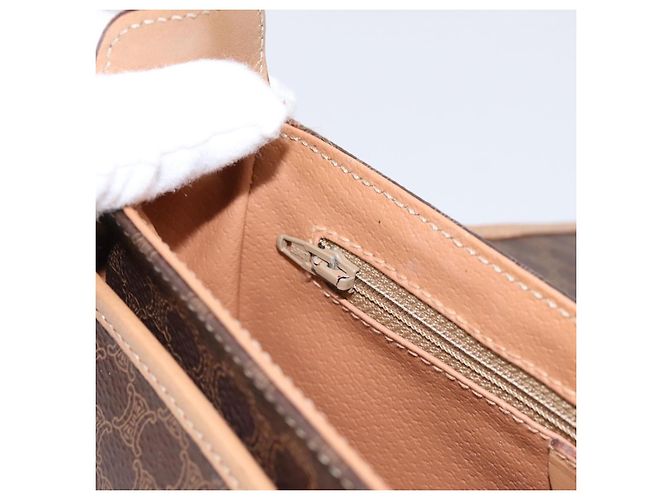 Céline Borsa a tracolla CELINE Macadam Canvas PVC Leather Brown Gold Auth ka5899 Marrone D'oro - vista 20