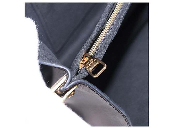 LOUIS VUITTON Monogram Game On Dauphine MM Shoulder Bag M57448 LV Auth 197519M Monogramma - vista 29