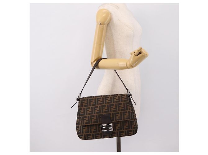 Borsa a tracolla FENDI Zucca Canvas Mamma Baguette Marrone Argento Auth BA15280V - vista 22