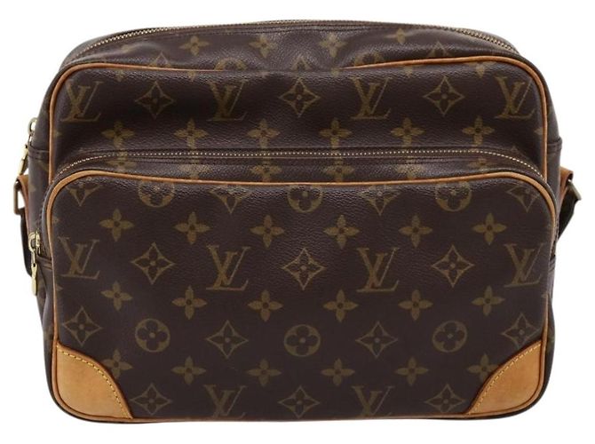 LOUIS VUITTON Monogram Nile Shoulder Bag M45244 LV Auth ka5903A Monogramma - vista 13