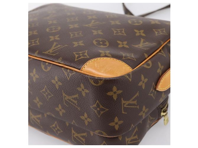 LOUIS VUITTON Monogram Nile Shoulder Bag M45244 LV Auth ka5903A Monogramma - vista 16