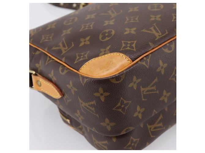 LOUIS VUITTON Monogram Nile Shoulder Bag M45244 LV Auth ka5903A Monogramma - vista 17