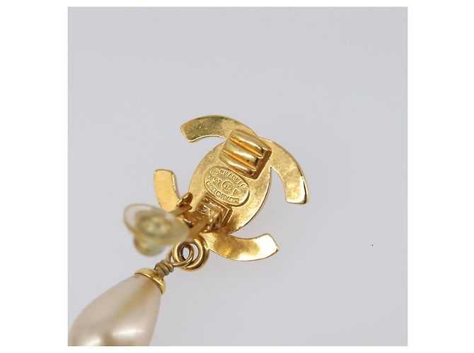 Orecchini CHANEL Turn Lock metallo Gold CC Auth 199733V D'oro - vista 23