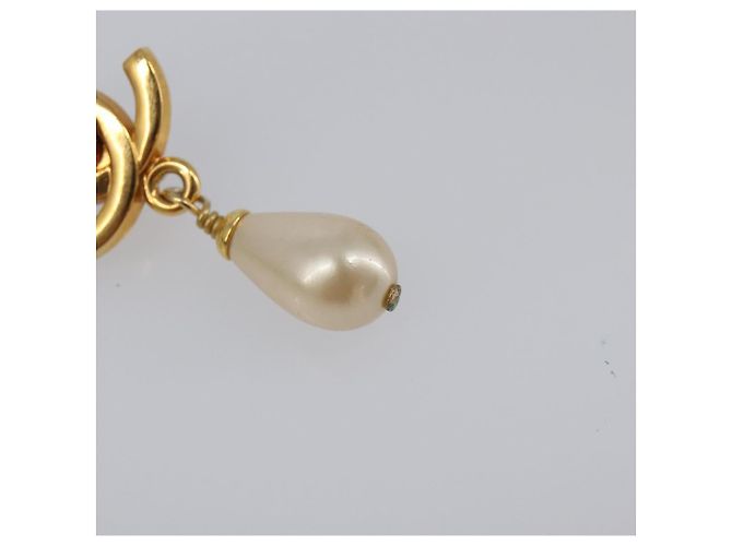 Orecchini CHANEL Turn Lock metallo Gold CC Auth 199733V D'oro - vista 5