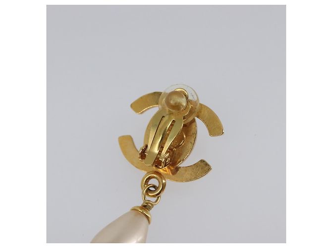 Orecchini CHANEL Turn Lock metallo Gold CC Auth 199733V D'oro - vista 7