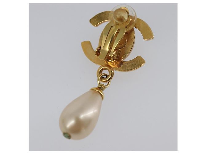 Orecchini CHANEL Turn Lock metallo Gold CC Auth 199733V D'oro - vista 8