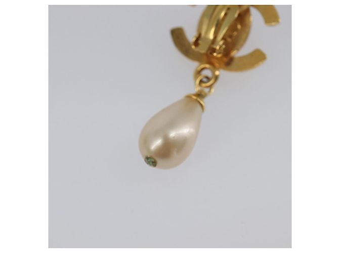 Orecchini CHANEL Turn Lock metallo Gold CC Auth 199733V D'oro - vista 9