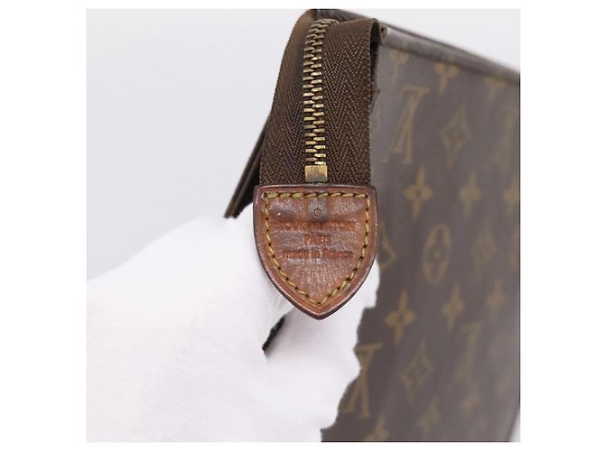 LOUIS VUITTON Monogram Poche Toilette 26 Pouch M47542 LV Auth 197629 Monogramma - vista 8
