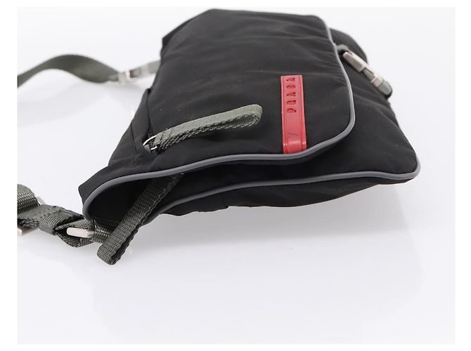 PRADA Borsa a tracolla PRADA Sports Nylon Nero Auth 199659A - vista 3