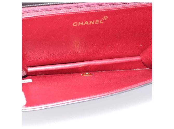 Borsa a tracolla CHANEL Chain Matelasse in pelle d'agnello nera e oro CC Auth yk20824V Nero D'oro - vista 11