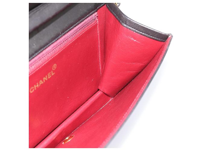 Borsa a tracolla CHANEL Chain Matelasse in pelle d'agnello nera e oro CC Auth yk20824V Nero D'oro - vista 19