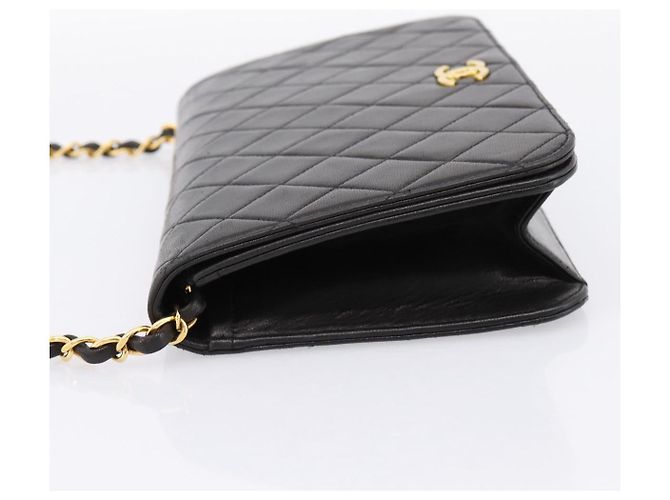 Borsa a tracolla CHANEL Chain Matelasse in pelle d'agnello nera e oro CC Auth yk20824V Nero D'oro - vista 3