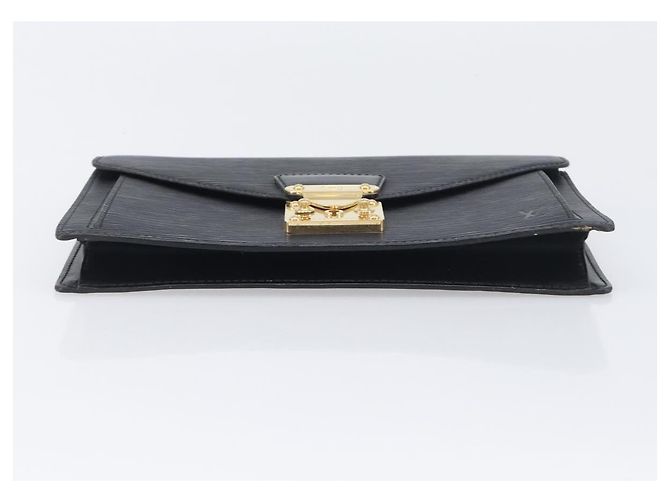 LOUIS VUITTON Epi Serie Dragonne Clutch Bag Black Noir M52612 LV Auth 200921 Negro - vista 6