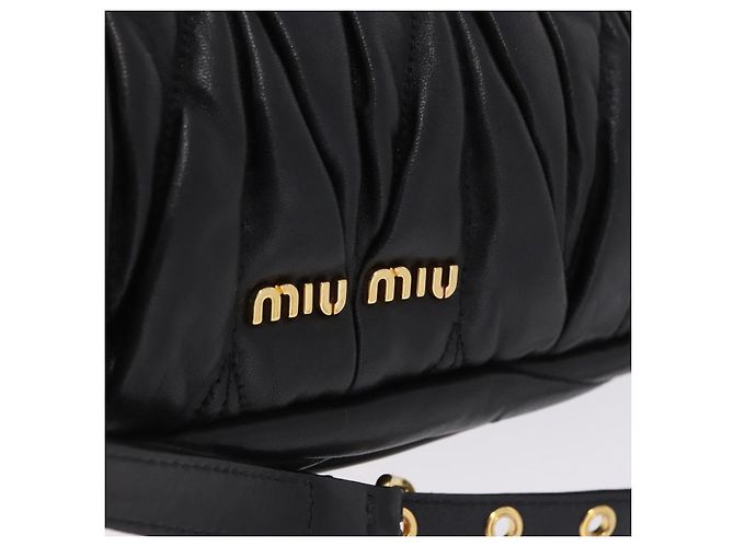 Borsa a tracolla Miu Miu Matelassé in pelle nera e oro autentica 196010M - vista 20