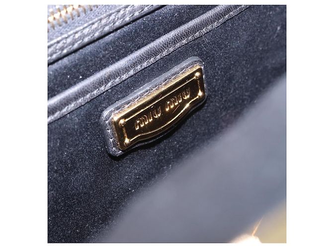 Borsa a tracolla Miu Miu Matelassé in pelle nera e oro autentica 196010M - vista 22