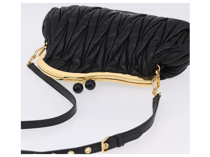 Borsa a tracolla Miu Miu Matelassé in pelle nera e oro autentica 196010M - vista 6