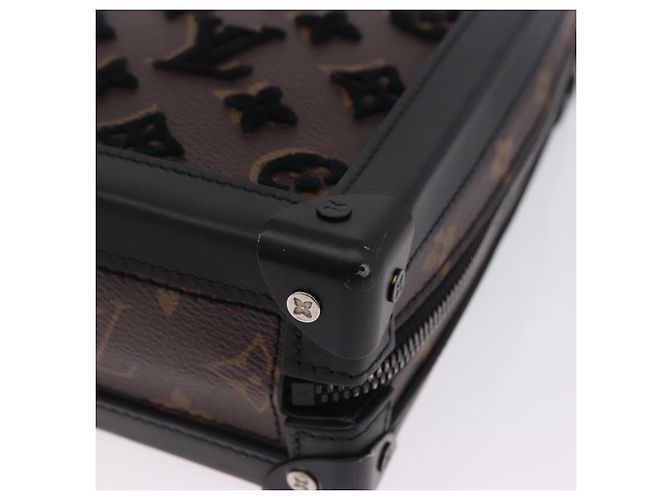 LOUIS VUITTON Monogram Tuftage Vertical Software Trunk Bag M45044 Auth ka5844M Monogramma - vista 16