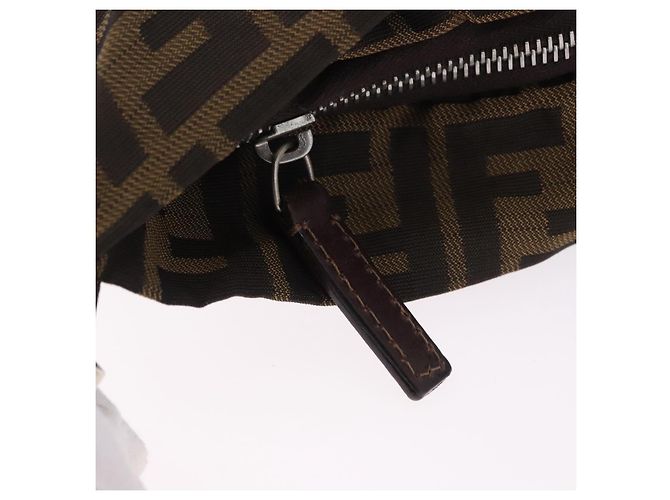 Borsa a tracolla FENDI Zucca Canvas Mamma Baguette Marrone Nero Auth 196984 - vista 10