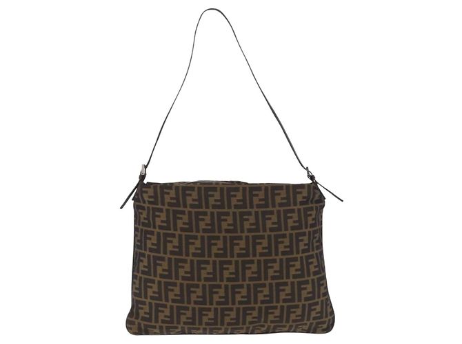 Borsa a tracolla FENDI Zucca Canvas Mamma Baguette Marrone Nero Auth 196984 - vista 2