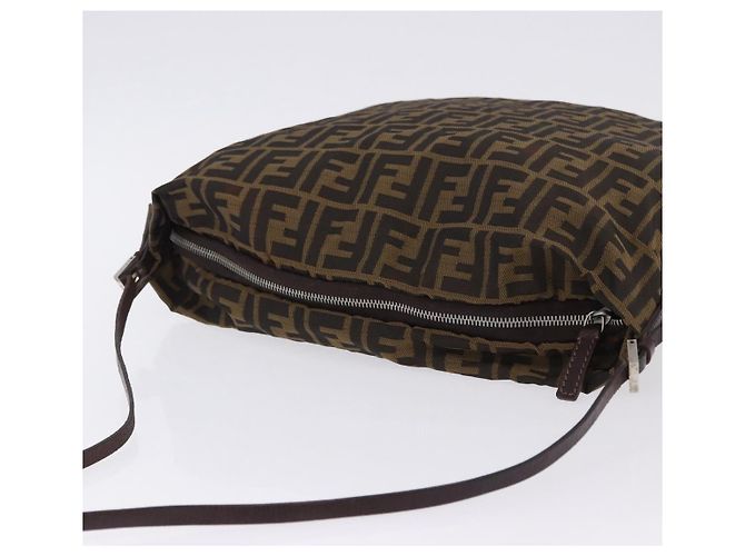Borsa a tracolla FENDI Zucca Canvas Mamma Baguette Marrone Nero Auth 196984 - vista 6