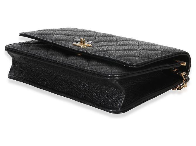 Chanel Portafoglio con catena CC in pelle caviar matelassé nera Nero - vista 6