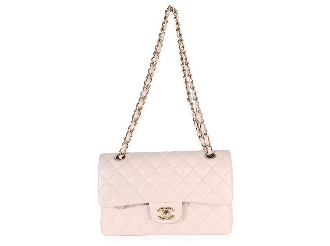 Gabrielle Chanel Small Classic Double Flap Bag aus gestepptem Lammleder in Hellrosa Pink Beige - Ansicht 5
