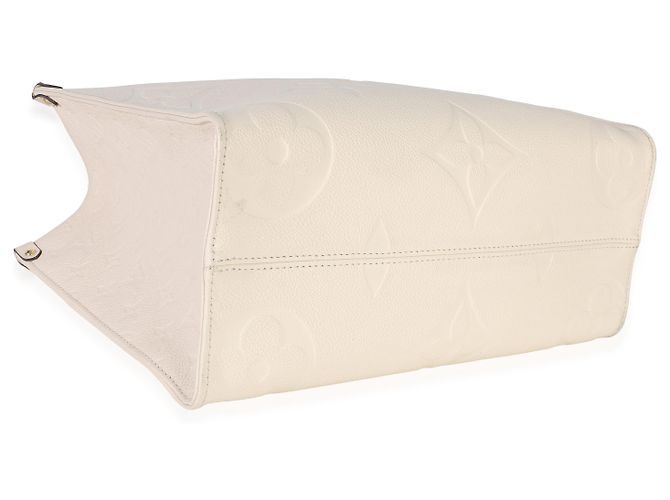 Louis Vuitton Creme Giant Monogram Empreinte Onthego MM Beige - vista 7