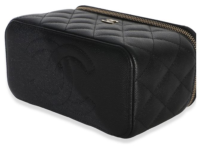 Pequena mala de maquilhagem Chanel em couro caviar matelassé preto com corrente - vista 6