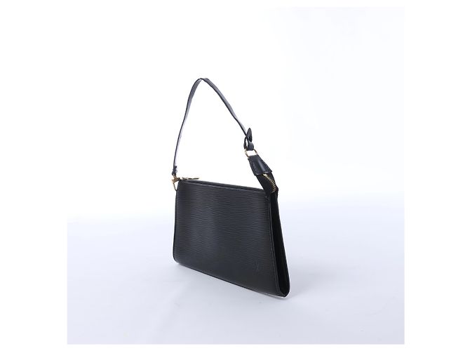 Louis Vuitton Pochette Accessoire Epi Leather Handbag in Black M52942 Nero - vista 2