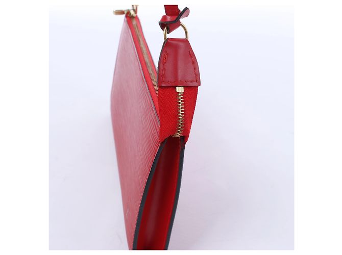 Louis Vuitton Pochette Accessoire Epi Leather Handbag in Red M52947 Rosso - vista 5