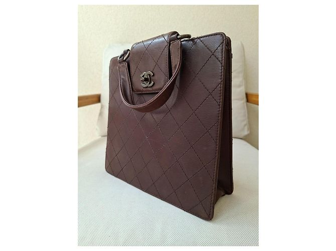 Borsa trapuntata Chanel in pelle marrone Marrone scuro - vista 2