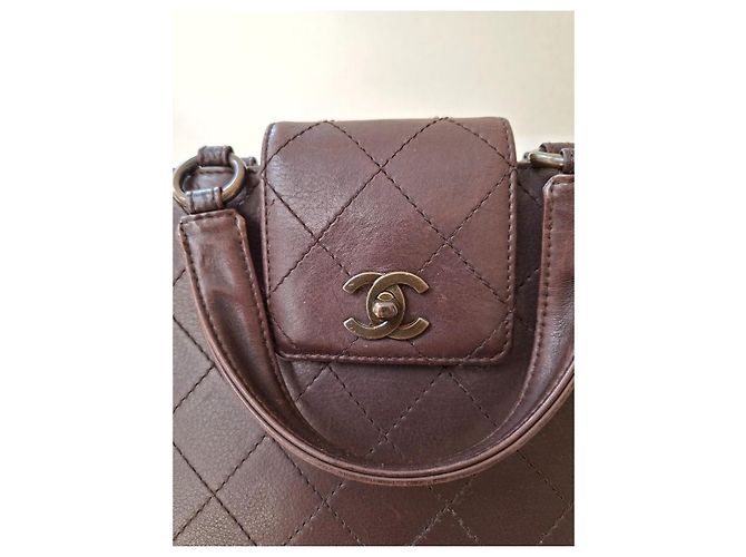 Borsa trapuntata Chanel in pelle marrone Marrone scuro - vista 3