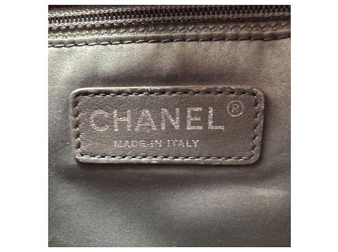 Borsa Chanel PST in pelle di vitello grana rossa Rosso - vista 11