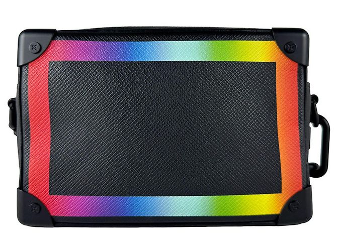 Borsa a tracolla Louis Vuitton Taiga Mini Soft Trunk Nero Multicolore - vista 3