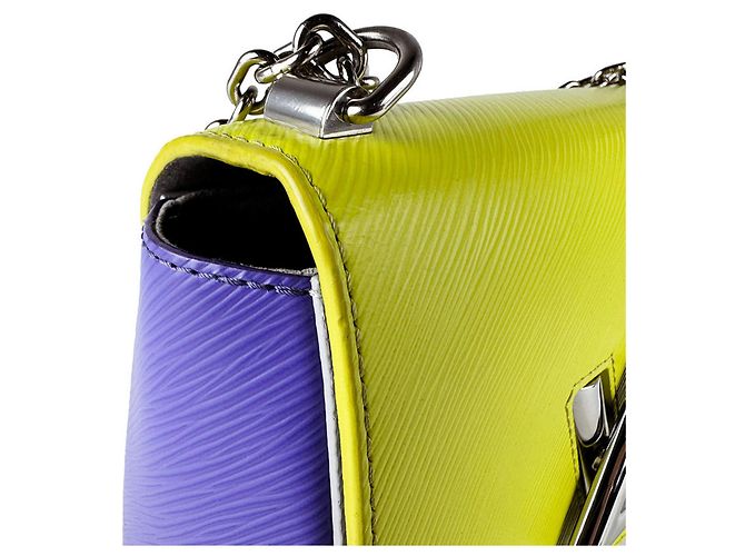 Borsa a tracolla Louis Vuitton Epi Twist MM Marrone Porpora Giallo - vista 7