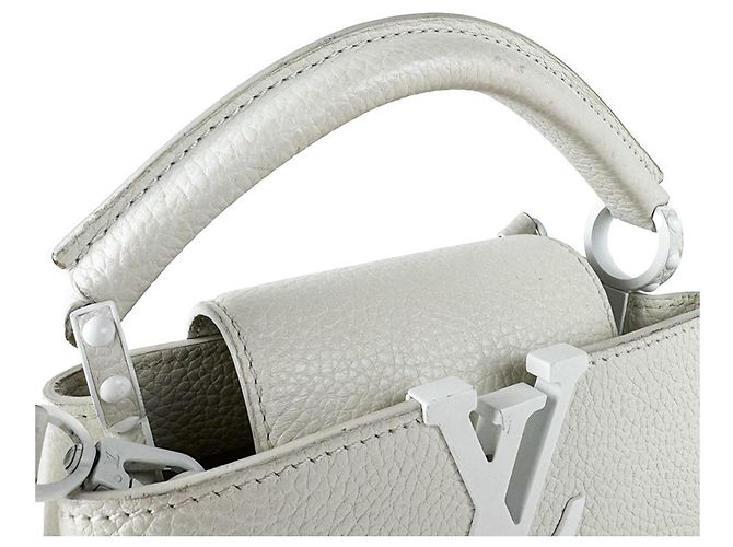 Borsa a mano Louis Vuitton Capucines MINI in pelle bianca Bianco - vista 11