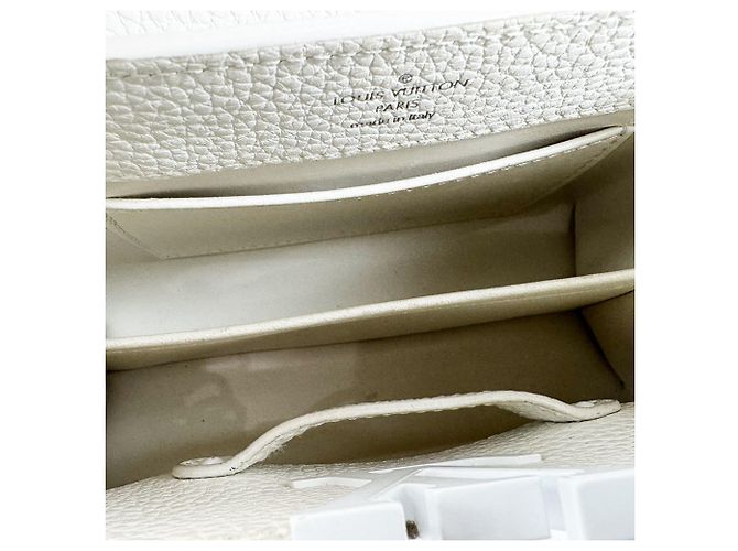 Borsa a mano Louis Vuitton Capucines MINI in pelle bianca Bianco - vista 5