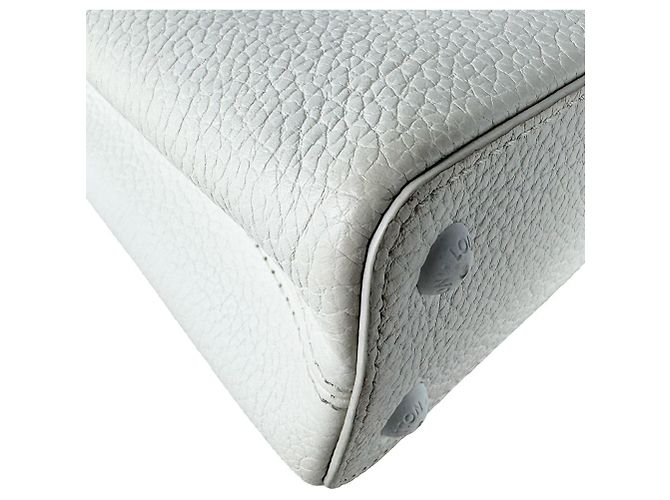 Borsa a mano Louis Vuitton Capucines MINI in pelle bianca Bianco - vista 9