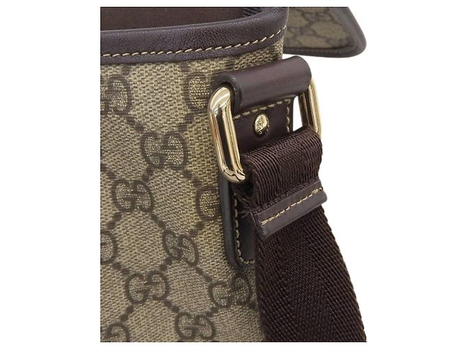 Bolsa de Ombro Gucci GG Supreme Plus Marrom Bege - vista 6