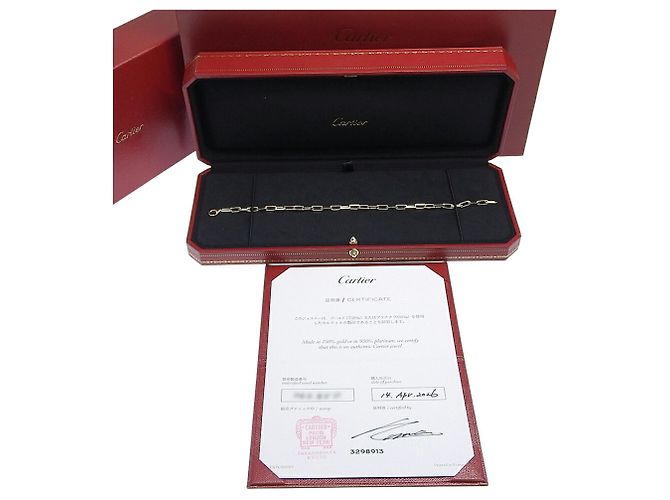 Bracciale a charm Cartier Santos de Small in oro giallo 18K - vista 6
